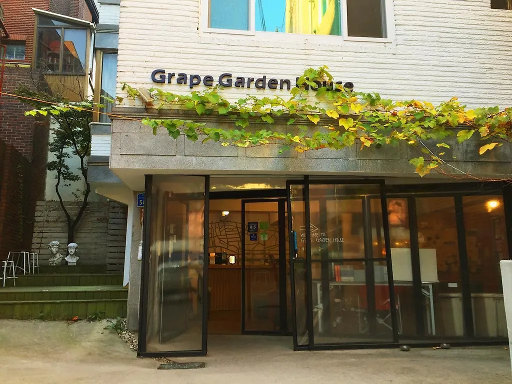 Отель Grape Garden House Сеул